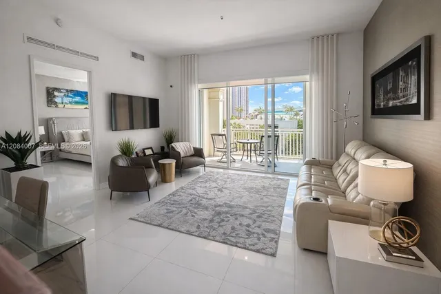3-bedroom home at 250 NE Sunny Isles Boulevard #TH-407, Sunny Isles Beach