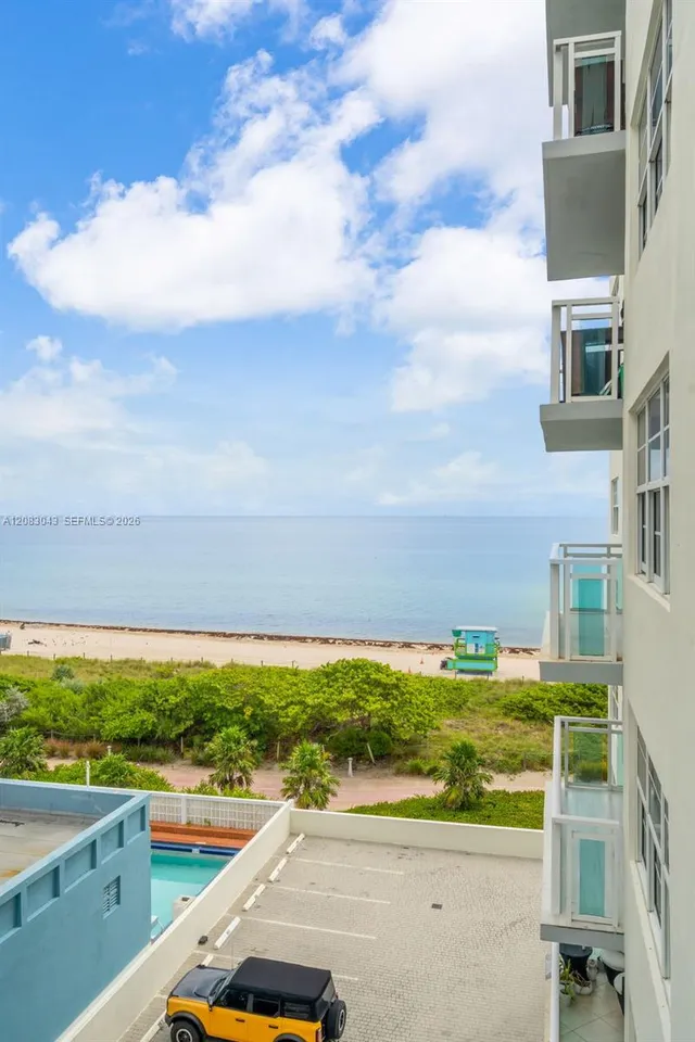 1-bedroom rental at 6917 Collins Avenue #706, Miami Beach