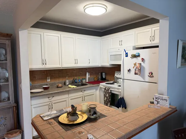 1-bedroom home at 15 CHATHAM A #15, West Palm Beach