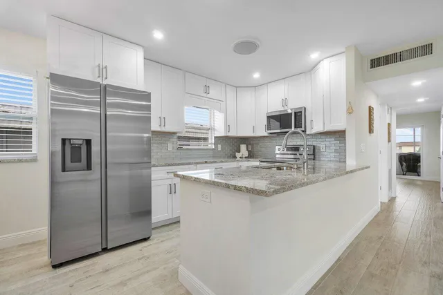 2-bedroom rental at 76 FLANDERS B, Delray Beach