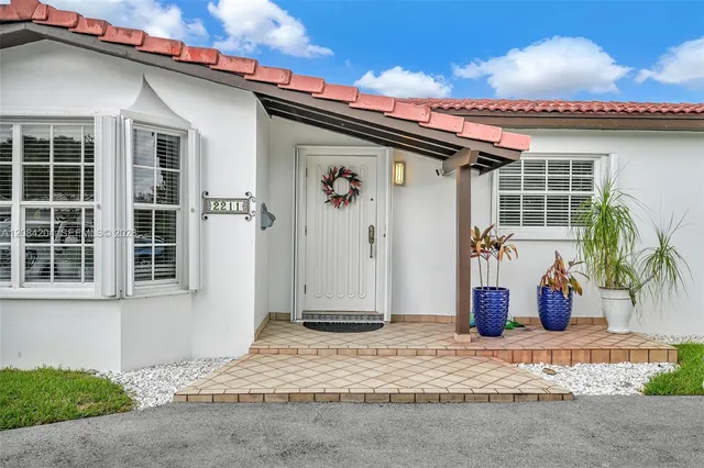 4-bedroom home at 2211 SW 98th Place, Miami
