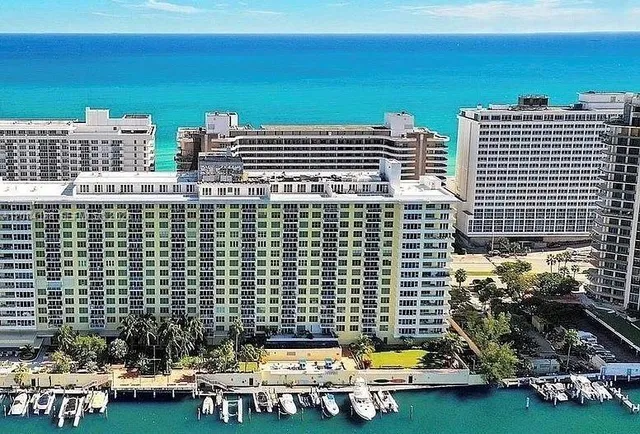 2-bedroom rental at 5600 Collins Avenue #14D, Miami Beach
