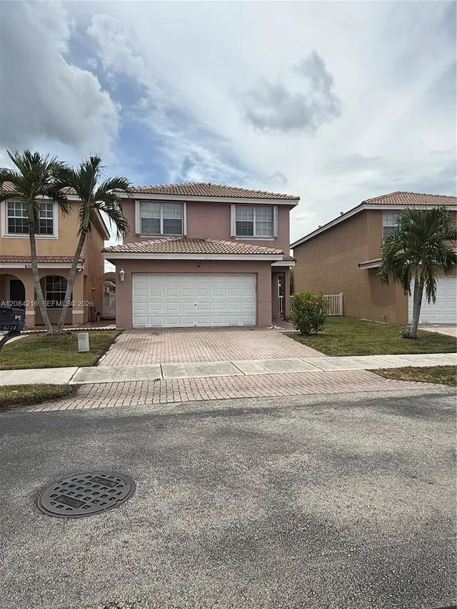 3-bedroom rental at 6714 NW 39th Lane #0, Lauderhill