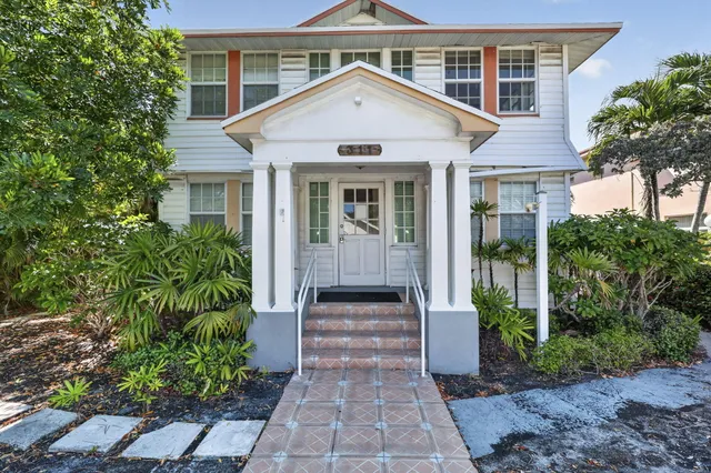 1-bedroom rental at 311 N FEDERAL #6, Lake Worth Beach