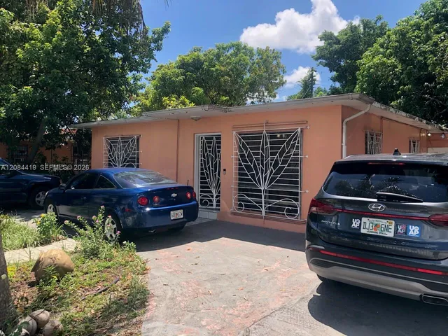 4-bedroom home at 770 E 17th Street, Hialeah