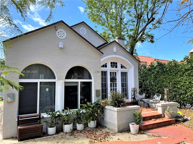 2-bedroom rental at 176 NE 46th Street, Miami