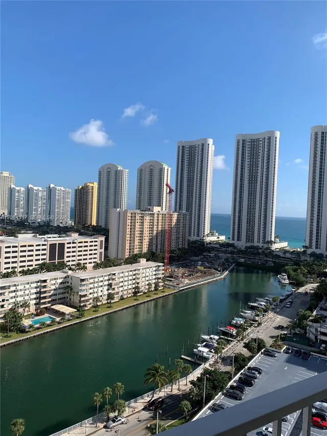 1-bedroom rental at 300 NE Bayview Drive #501, Sunny Isles Beach