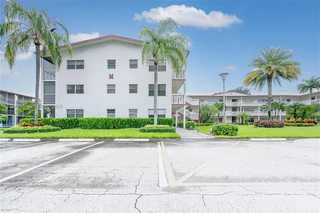 2-bedroom rental at 523 Fanshaw M #523, Boca Raton