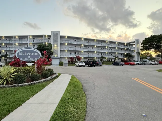 2-bedroom home at 4015 Islewood D, Deerfield Beach
