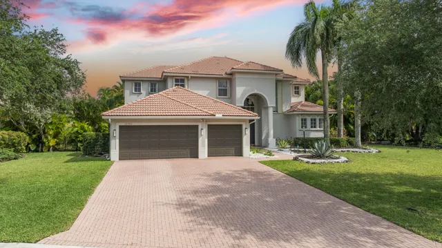 6-bedroom home at 10980 NW 69th Place, Parkland