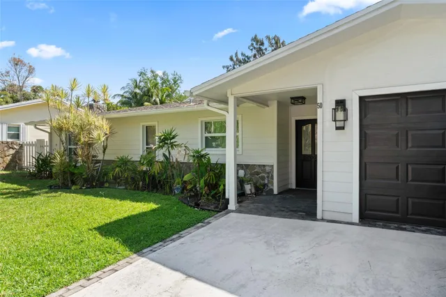 4-bedroom rental at 50 NW 5TH Avenue, Boca Raton