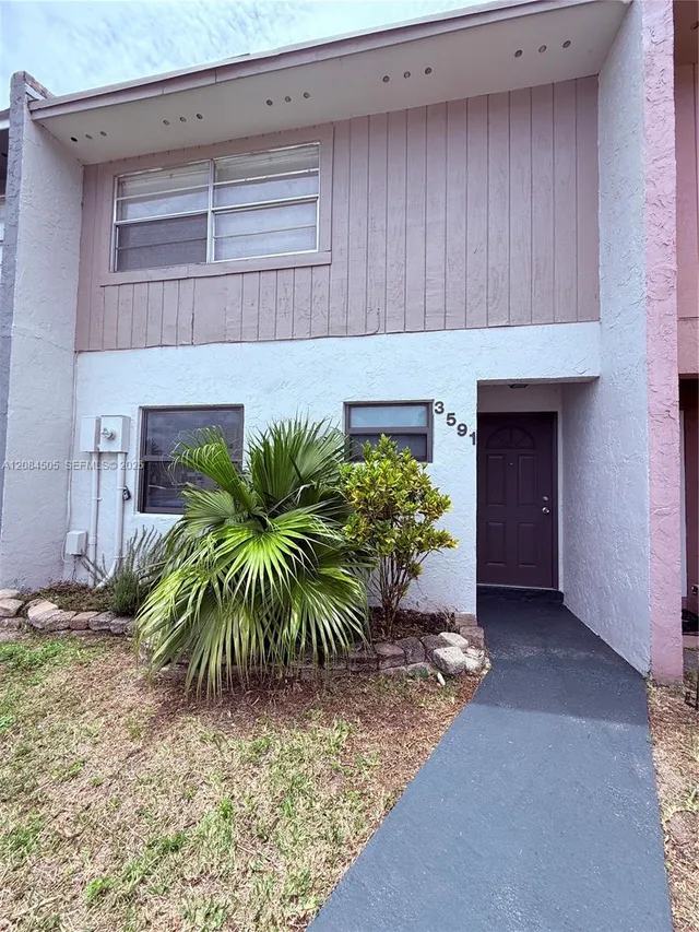 2-bedroom home at 3591 NW 91st Avenue, Sunrise