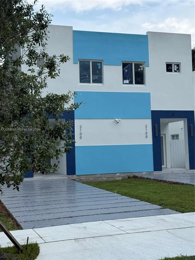 3-bedroom rental at 2100 NW 102nd Street #2, Miami