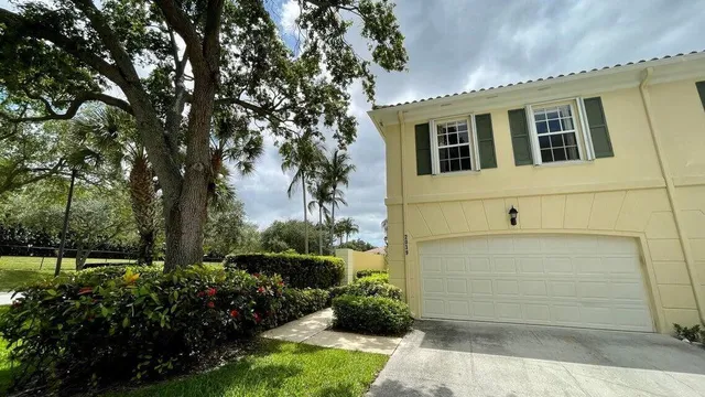 3-bedroom rental at 2039 TARPON LAKE Way, West Palm Beach