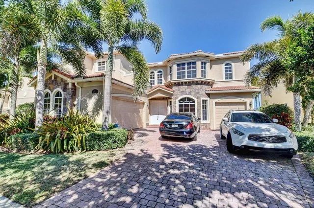 5-bedroom rental at 8800 COBBLESTONE POINT Circle, Boynton Beach
