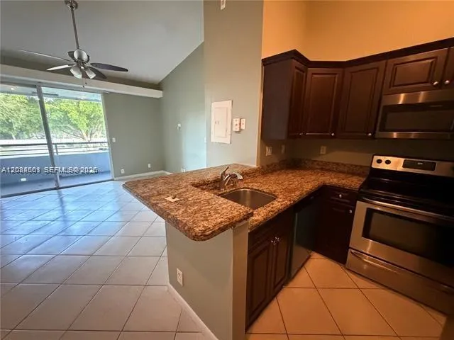 1-bedroom rental at 951 Lyons Road #6206, Coconut Creek