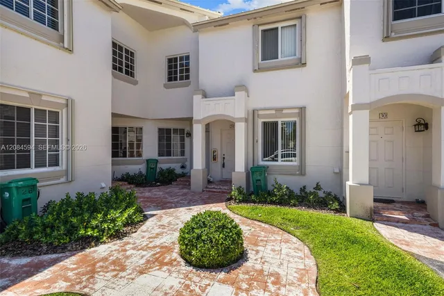 2-bedroom rental at 15750 SW 92nd Avenue #29C, Palmetto Bay