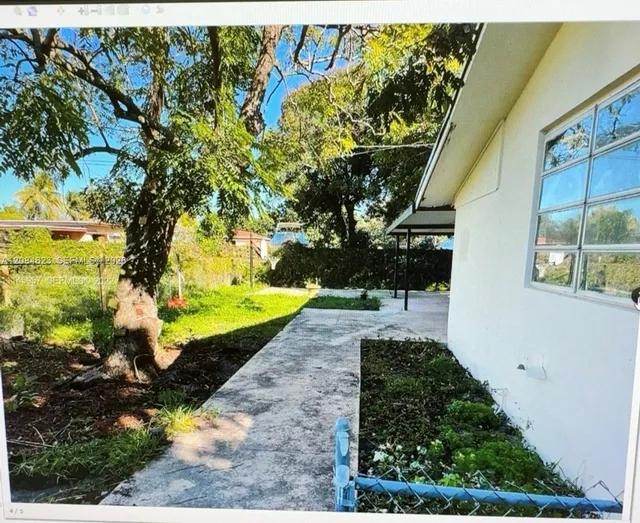 2-bedroom rental at 1020 NW 106th Street #Rear, Miami