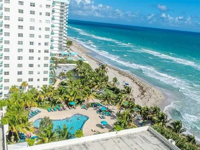 1-bedroom home at 3901 S Ocean Drive #10J, Hollywood