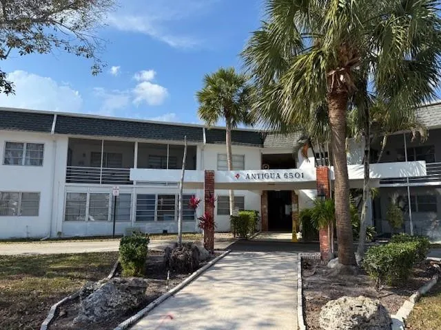 2-bedroom rental at 6501 Winfield Boulevard #A-2, Margate