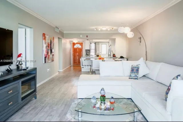 2-bedroom home at 18555 NE 14th Avenue #619, Miami