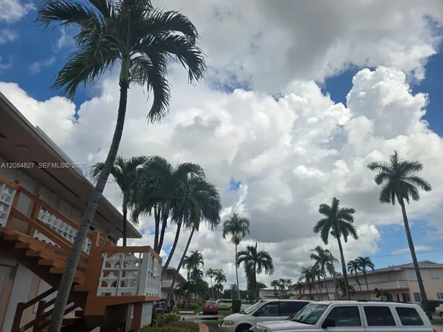 1-bedroom home at 900 SW 11th Avenue #7C, Hallandale Beach