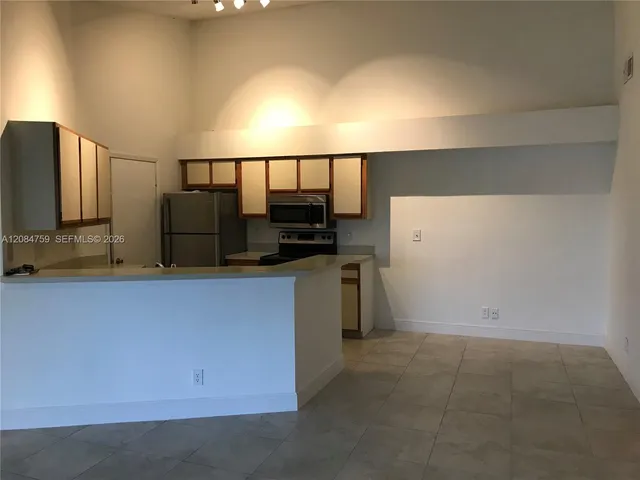 2-bedroom rental at 9999 Summerbreeze Drive #608, Sunrise