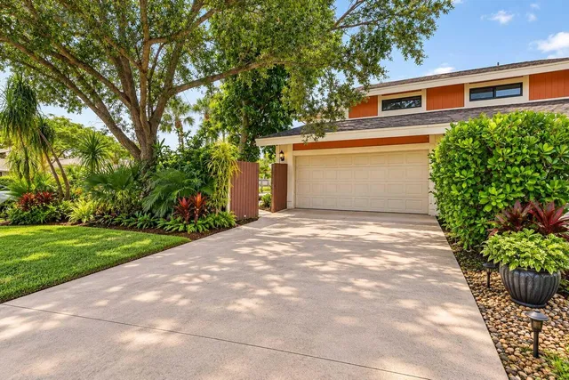 3-bedroom home at 7666 SIERRA Terrace W, Boca Raton