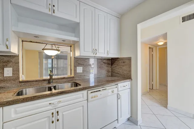 1-bedroom home at 610 NE 12TH Avenue #306, Hallandale Beach