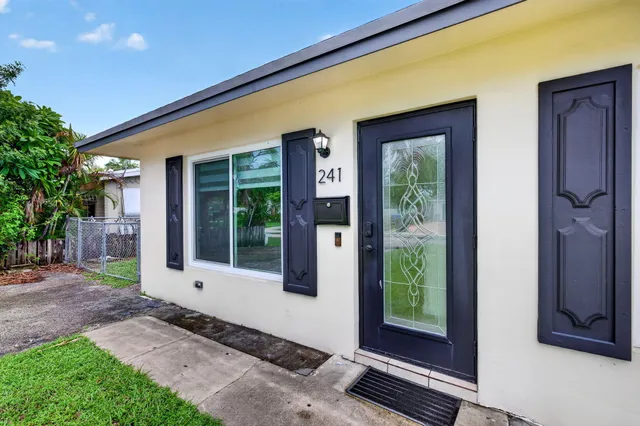 3-bedroom rental at 241 NW 49TH Street, Oakland Park