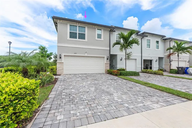 3-bedroom home at 2905 Olivia Avenue, Lauderdale Lakes
