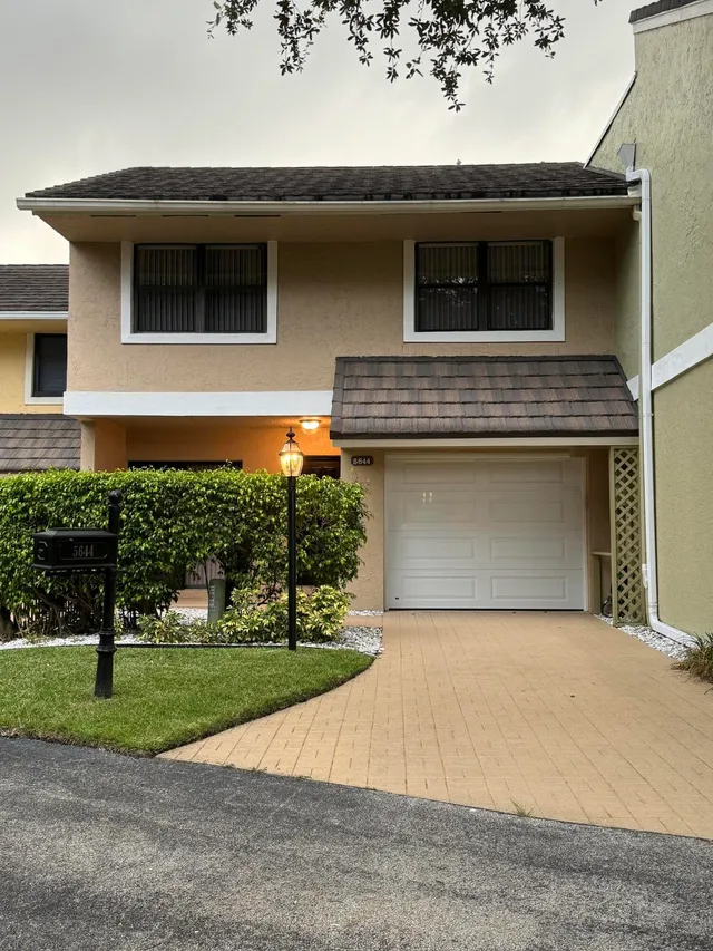 3-bedroom home at 5644 Santiago Circle, Boca Raton