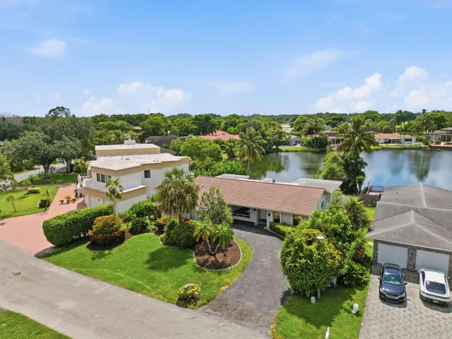 4-bedroom home at 613 SEA TURTLE Way, Plantation