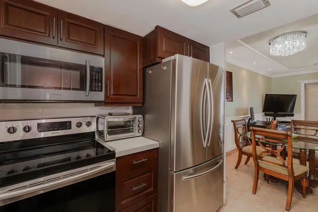1-bedroom home at 2076 S Ocean Drive #207, Hallandale Beach