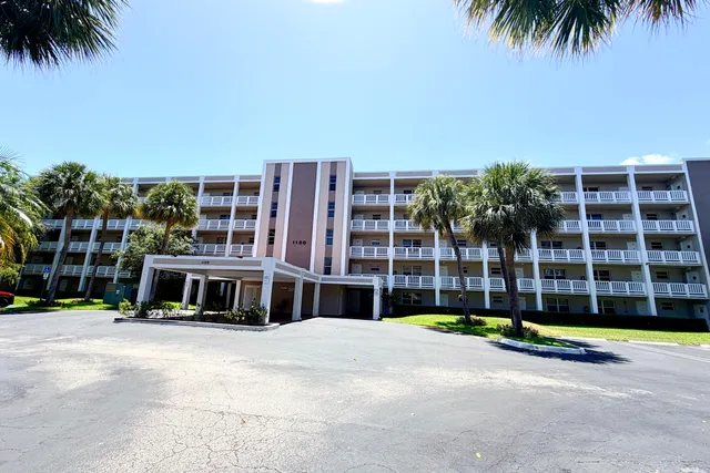 2-bedroom home at 1100 NW 87TH Avenue #406, Coral Springs