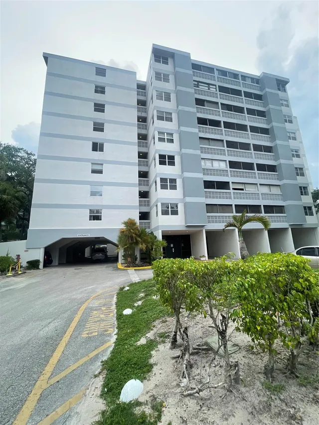 2-bedroom home at 3301 SPANISH MOSS Terrace #610, Lauderhill