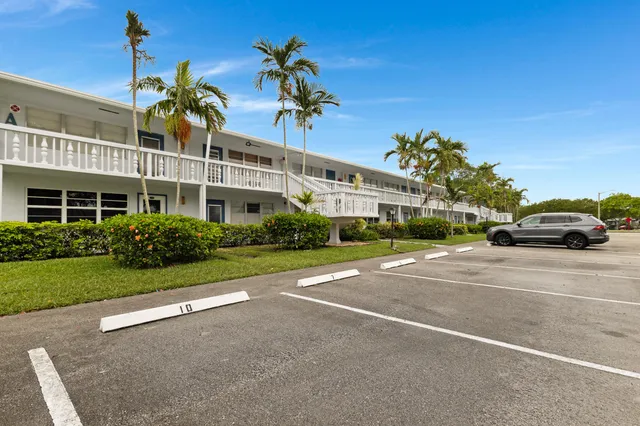 1-bedroom home at 18 Prescott A, Deerfield Beach