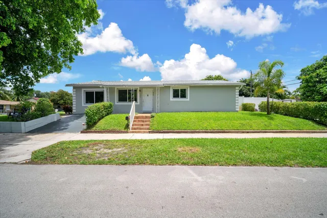 5-bedroom home at 7321 Cody Street, Hollywood
