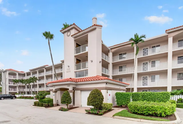 2-bedroom home at 14111 Royal Vista Drive #407, Delray Beach
