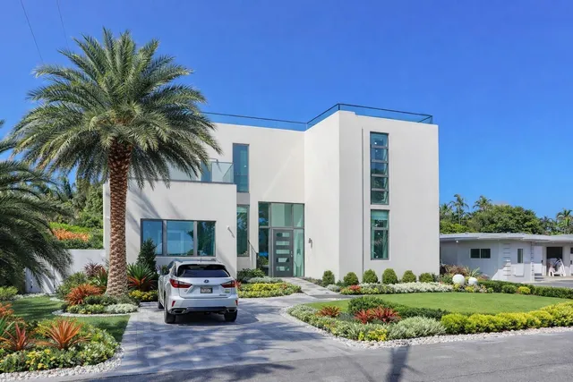 8-bedroom home at 2421 NE 201st Street, Miami