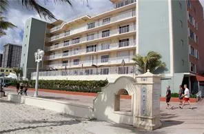 1-bedroom home at 300 Oregon Street #409, Hollywood