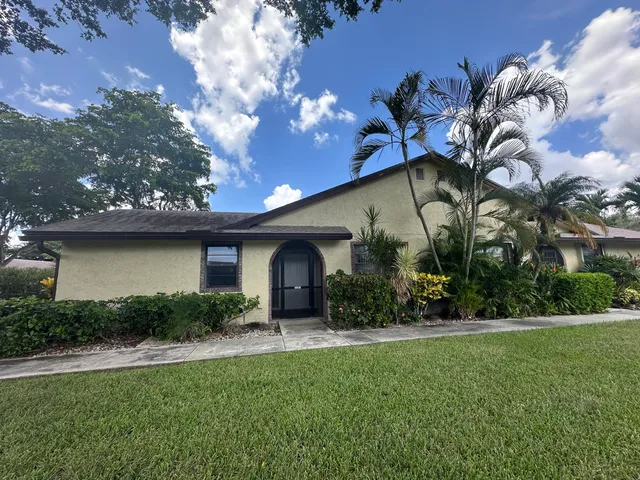 2-bedroom home at 23301 BARLAKE Drive #23, Boca Raton