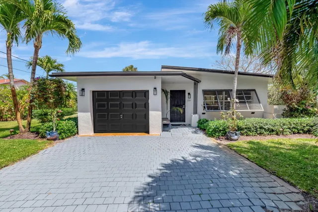 2-bedroom rental at 231 SE 3rd Avenue, Delray Beach
