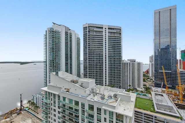 1-bedroom rental at 1200 BRICKELL BAY Drive #3419, Miami