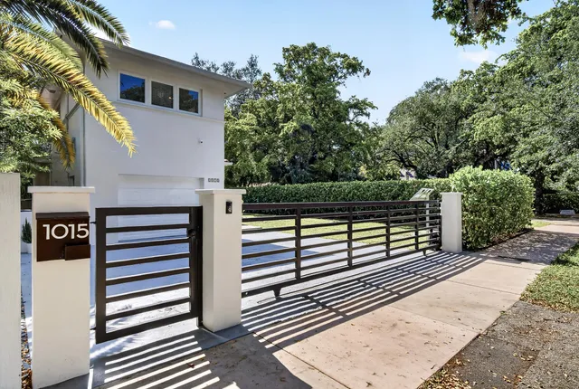 3-bedroom rental at 1015 Madrid Street, Coral Gables