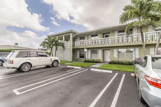 2-bedroom rental at 2460 Juniper Drive #201, Delray Beach