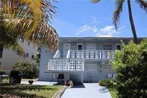 3-bedroom rental at 701 Pine Drive #204, Pompano Beach