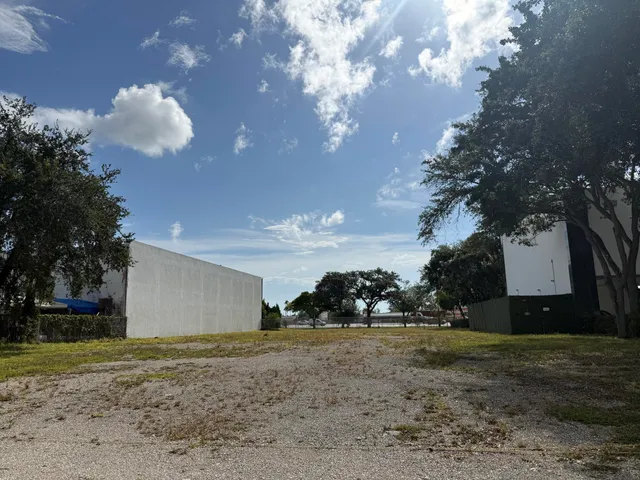 Land at 3500 N 28TH Terrace, Hollywood