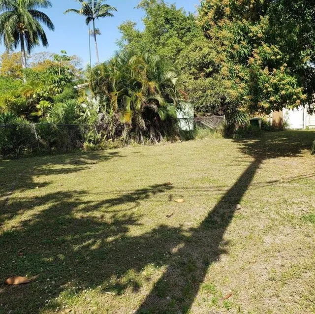 Land at 2056 NE 9th Avenue, Wilton Manors