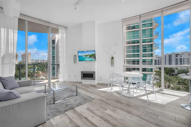 3-bedroom home at 3029 NE 188th Street #725, Aventura